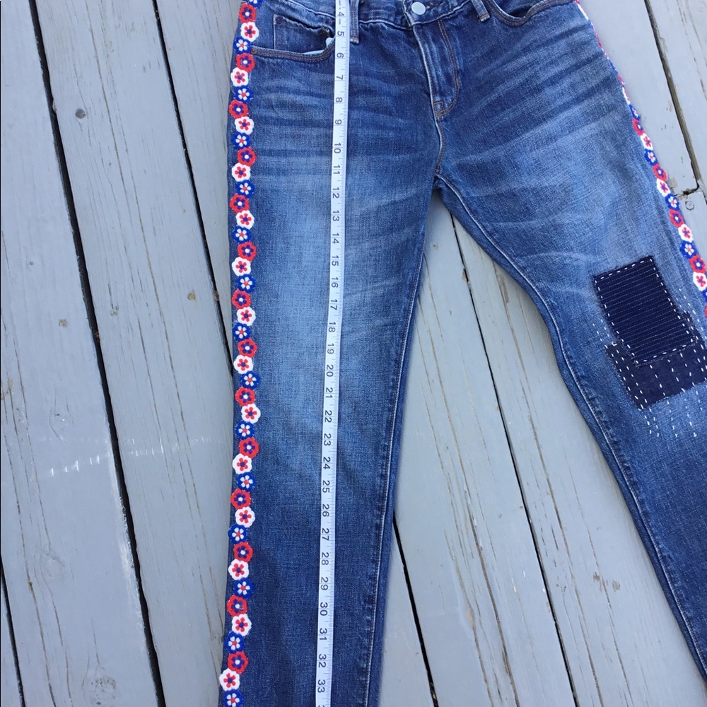 Upcycled jeans. - Picture 3 of 6